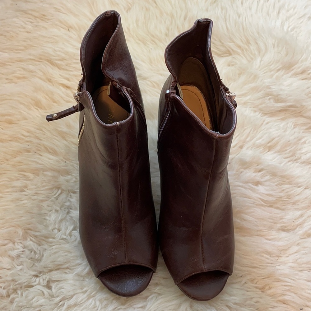 Open toe boots